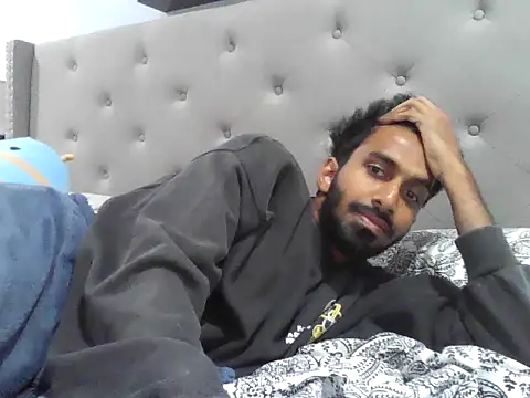 Snapshot of skinny__boy__ chatting on 10/13/25, 05:46 skinny boy online show from 10/13/25, 05:46