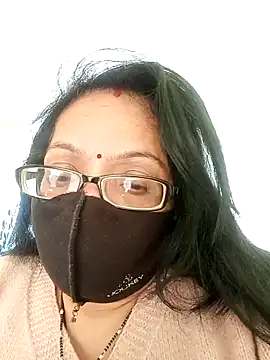 Snapshot of heenage chatting on 12/19/24, 07:18 heenage online show from 12/19/24, 07:18