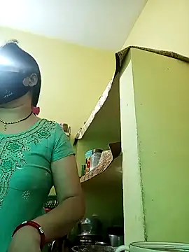 Snapshot of heenage chatting on 02/05/25, 02:51 heenage online show from 02/05/25, 02:51