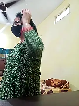 Snapshot of heenage chatting on 03/01/25, 08:45 heenage online show from 03/01/25, 08:45