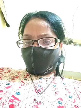 Snapshot of heenage chatting on 03/19/25, 02:02 heenage online show from 03/19/25, 02:02