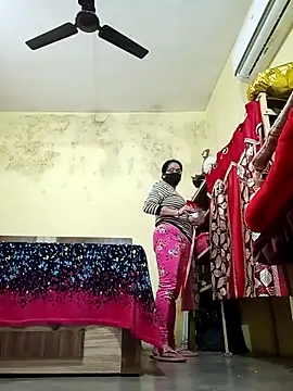 Snapshot of heenage chatting on 11/27/25, 04:36 heenage online show from 11/27/25, 04:36