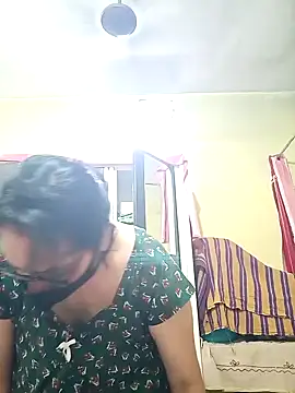 Snapshot of heenage chatting on 04/08/26, 04:45 heenage online show from 04/08/26, 04:45