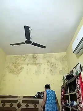 Snapshot of heenage chatting on 04/13/26, 04:51 heenage online show from 04/13/26, 04:51