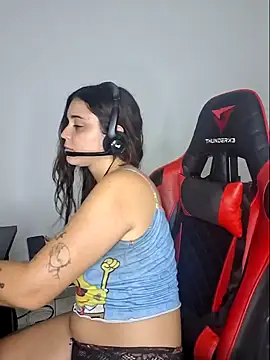 Snapshot of luuhcat09 chatting on 02/07/25, 01:47 luuhcat09 online show from 02/07/25, 01:47