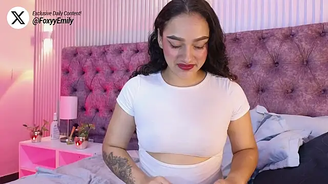 EMILYY FOXY online show from 02/16/26, 07:10