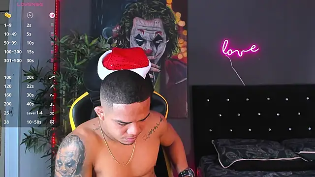 Snapshot of jordan_mayers02 chatting on 12/07/24, 12:13 jordan mayers02 online show from 12/07/24, 12:13