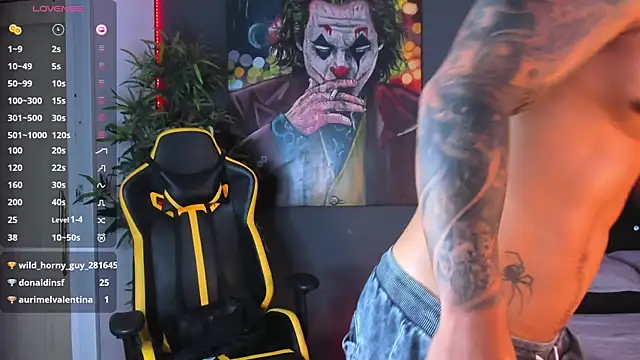 Snapshot of jordan_mayers02 chatting on 01/28/25, 12:11 jordan mayers02 online show from 01/28/25, 12:11