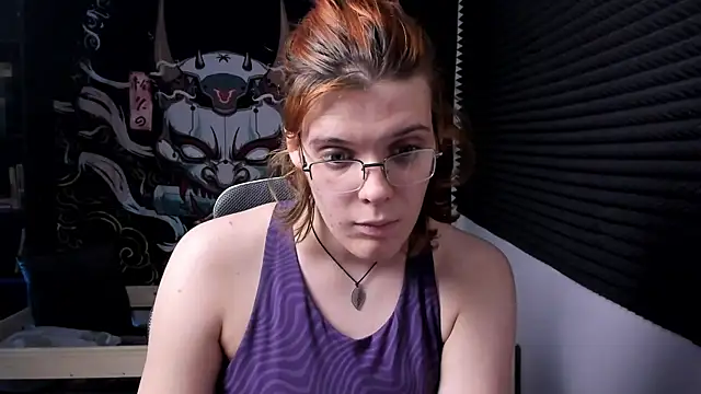 Snapshot of KIKI_Krash chatting on 12/24/24, 05:55 KIKI Krash online show from 12/24/24, 05:55