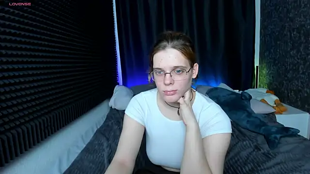 Snapshot of KIKI_Krash chatting on 01/26/25, 06:58 KIKI Krash online show from 01/26/25, 06:58