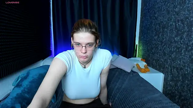 Snapshot of KIKI_Krash chatting on 01/28/25, 01:16 KIKI Krash online show from 01/28/25, 01:16