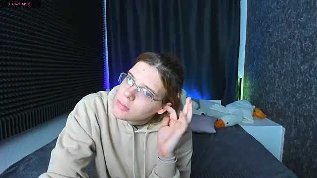 Snapshot of KIKI_Krash chatting on 01/30/25, 10:08 KIKI Krash online show from 01/30/25, 10:08