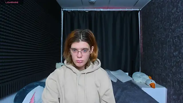 Snapshot of KIKI_Krash chatting on 02/17/25, 10:07 KIKI Krash online show from 02/17/25, 10:07