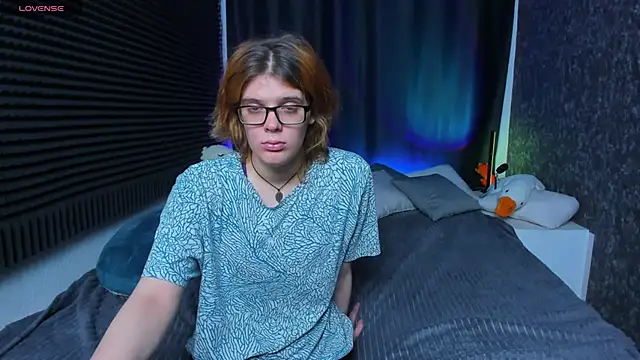 Snapshot of KIKI_Krash chatting on 03/01/25, 10:24 KIKI Krash online show from 03/01/25, 10:24