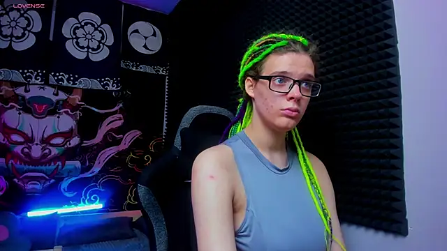 Snapshot of KIKI_Krash chatting on 09/26/25, 10:08 KIKI Krash online show from 09/26/25, 10:08