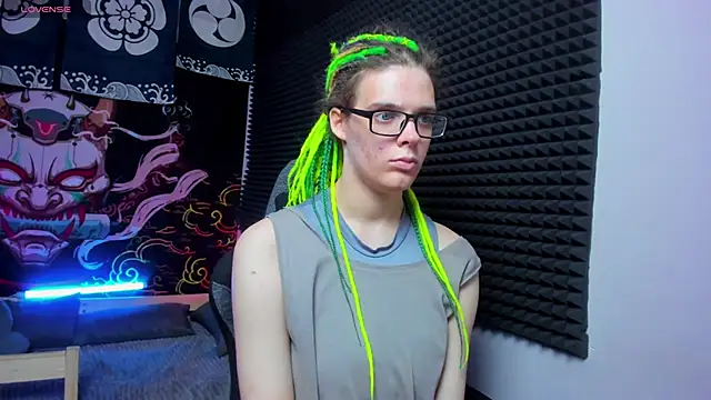 Snapshot of KIKI_Krash chatting on 09/30/25, 10:09 KIKI Krash online show from 09/30/25, 10:09