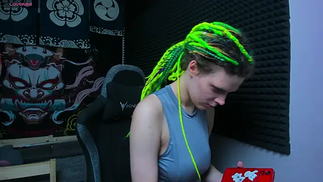 Snapshot of KIKI_Krash chatting on 10/07/25, 10:01 KIKI Krash online show from 10/07/25, 10:01