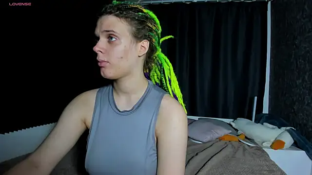 Snapshot of KIKI_Krash chatting on 10/16/25, 10:05 KIKI Krash online show from 10/16/25, 10:05