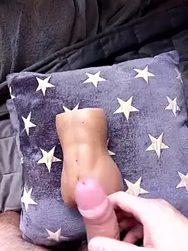 Snapshot of mattarm3122 chatting on 10/07/25, 12:24 mattarm3122 online show from 10/07/25, 12:24