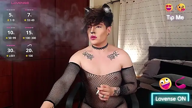 Snapshot of Hornymoan chatting on 10/29/25, 10:55 Hornymoan online show from 10/29/25, 10:55