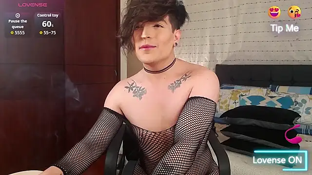 Snapshot of Hornymoan chatting on 11/10/25, 10:42 Hornymoan online show from 11/10/25, 10:42