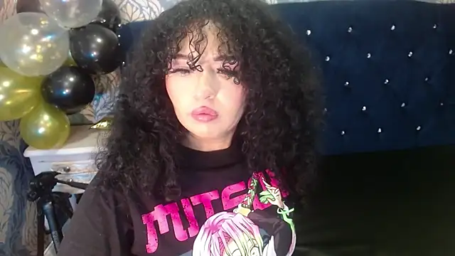 Snapshot of Sofiacowperx chatting on 04/01/26, 12:28 Sofiacowperx online show from 04/01/26, 12:28