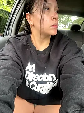 Abigail Cowen online show from 11/16/25, 02:33