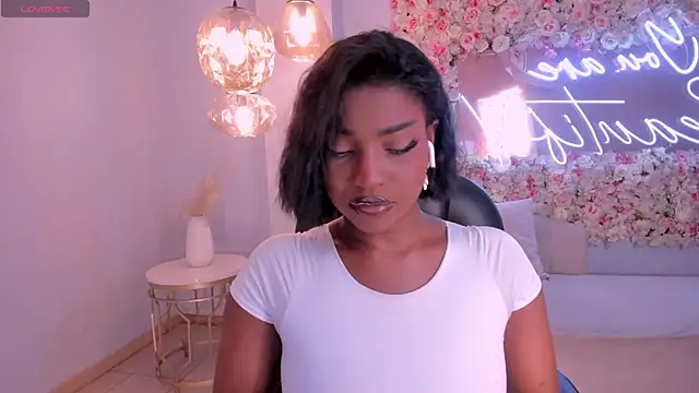 SavannahStorm online show from 03/31/26, 01:00