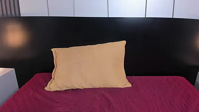 liz goth online show from 01/16/25, 01:14