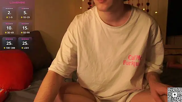 curlyboyy  online show from 02/14/25, 04:47