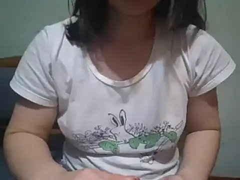 Snapshot of MikaKors chatting on 12/01/24, 05:13 MikaKors online show from 12/01/24, 05:13