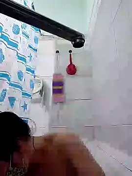 Snapshot of MikaKors chatting on 01/02/25, 05:29 MikaKors online show from 01/02/25, 05:29