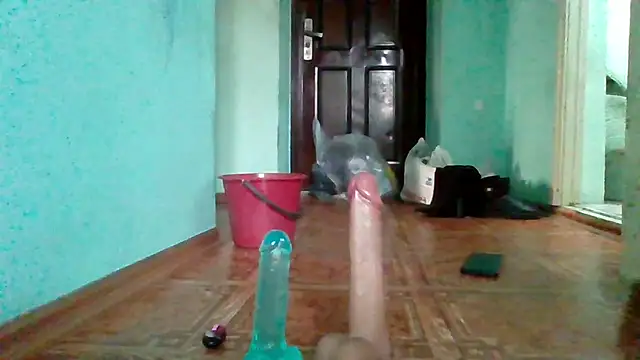 Snapshot of MikaKors chatting on 01/12/25, 10:45 MikaKors online show from 01/12/25, 10:45