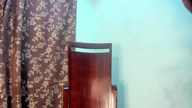 Snapshot of Nathaly_love96 chatting on 02/06/26, 12:08 Nathaly love96 online show from 02/06/26, 12:08