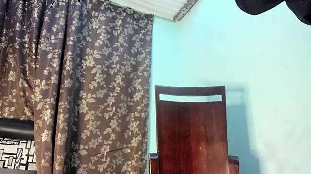 Snapshot of Nathaly_love96 chatting on 02/22/26, 11:53 Nathaly love96 online show from 02/22/26, 11:53