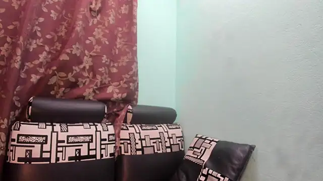 Snapshot of Nathaly_love96 chatting on 04/02/26, 07:33 Nathaly love96 online show from 04/02/26, 07:33