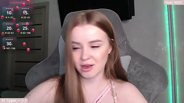 Snapshot of YourBitsy chatting on 02/20/26, 03:58 YourBitsy online show from 02/20/26, 03:58