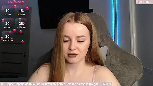 Snapshot of YourBitsy chatting on 03/15/26, 04:18 YourBitsy online show from 03/15/26, 04:18