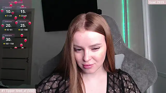 Snapshot of YourBitsy chatting on 03/27/26, 03:56 YourBitsy online show from 03/27/26, 03:56