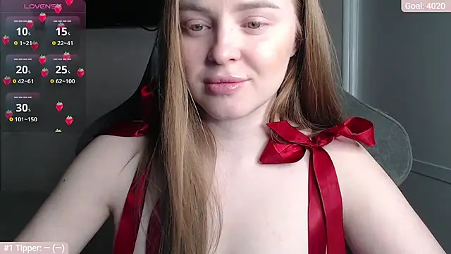 Snapshot of YourBitsy chatting on 04/07/26, 04:13 YourBitsy online show from 04/07/26, 04:13