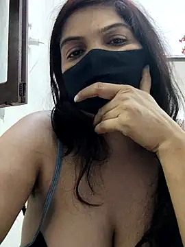 illay love online show from 10/26/25, 05:52