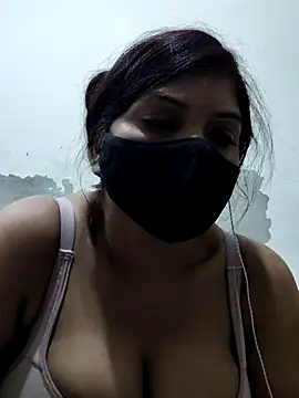 illay love online show from 11/28/25, 06:10