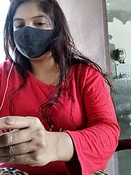 illay love online show from 03/11/26, 05:02