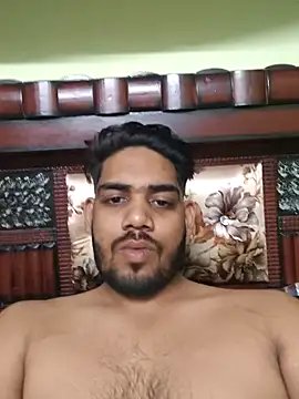Snapshot of Rajsingh9650 chatting on 11/18/25, 03:05 Rajsingh9650 online show from 11/18/25, 03:05
