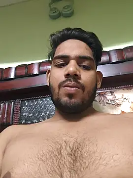 Snapshot of Rajsingh9650 chatting on 11/21/25, 02:05 Rajsingh9650 online show from 11/21/25, 02:05