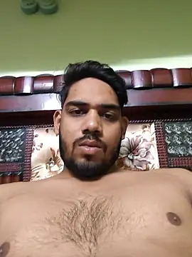 Snapshot of Rajsingh9650 chatting on 11/25/25, 02:39 Rajsingh9650 online show from 11/25/25, 02:39