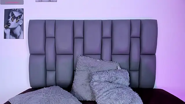 Sophia Lemos online show from 03/18/25, 01:31