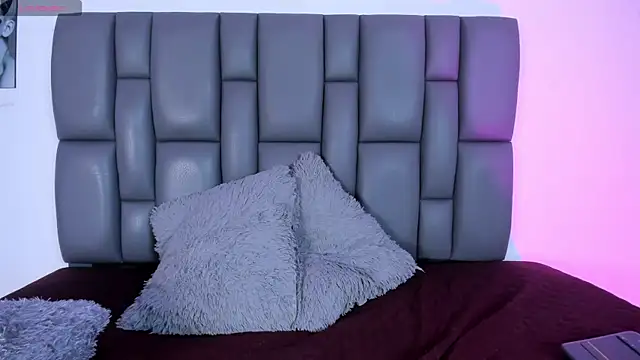 Sophia Lemos online show from 03/22/25, 01:41