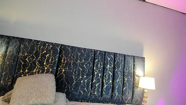 Sophia Lemos online show from 09/15/25, 01:33