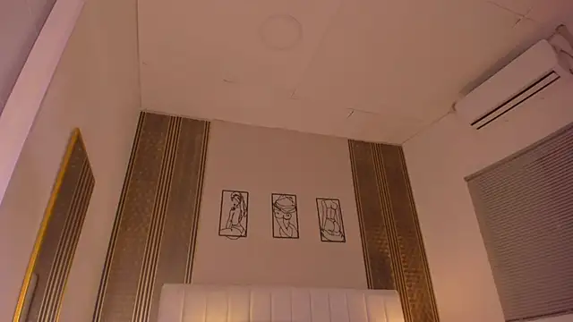 Snapshot of zoe_sky_ chatting on 02/26/26, 11:53 zoe sky online show from 02/26/26, 11:53